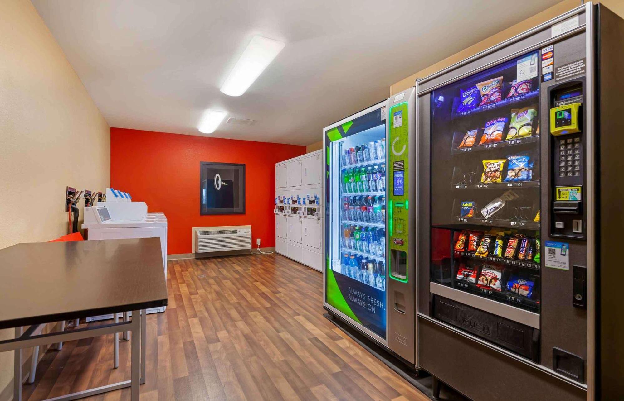 Extended Stay America Suites - Madison - Junction Court Мидълтън Екстериор снимка