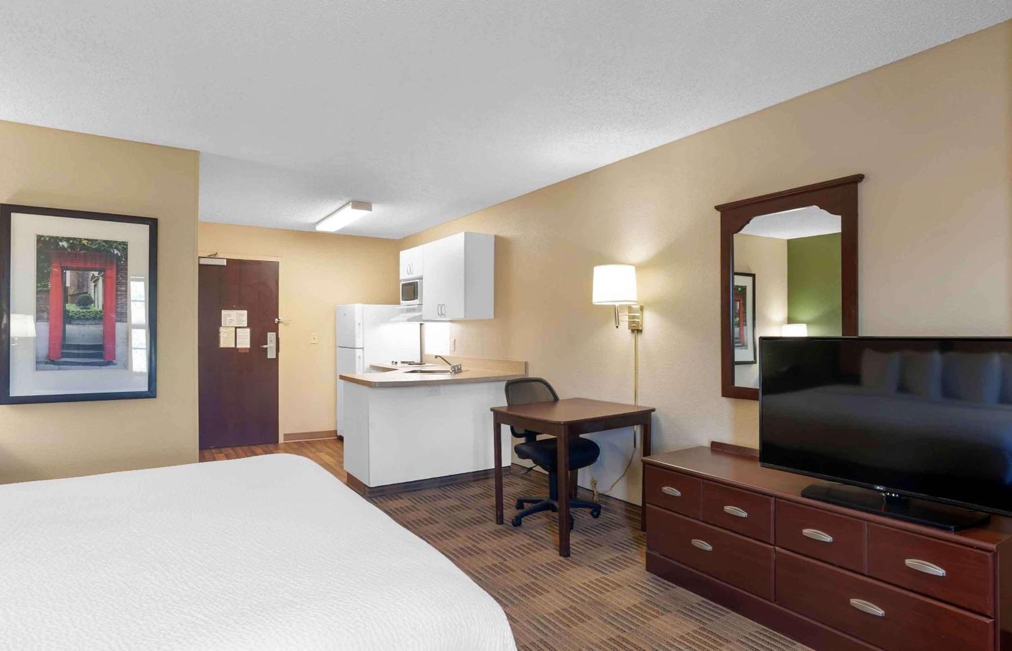Extended Stay America Suites - Madison - Junction Court Мидълтън Екстериор снимка