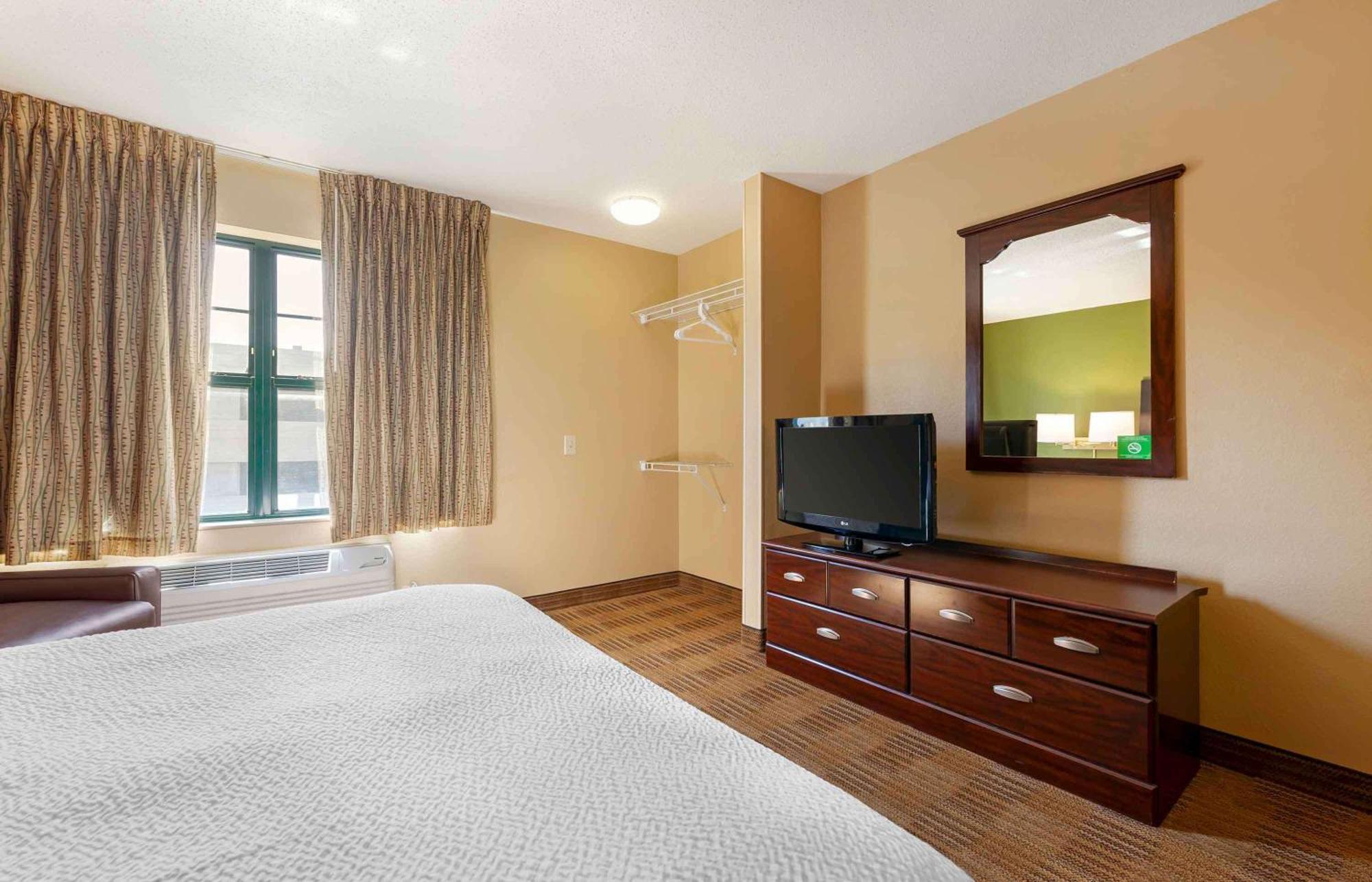 Extended Stay America Suites - Madison - Junction Court Мидълтън Екстериор снимка