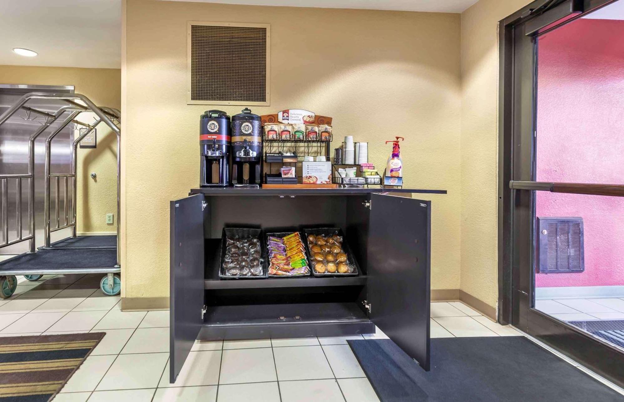 Extended Stay America Suites - Madison - Junction Court Мидълтън Екстериор снимка